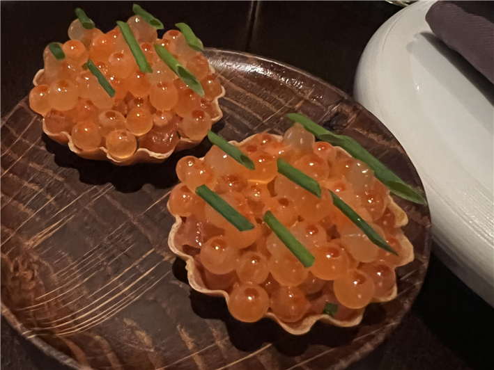 fish roe tartlet canape